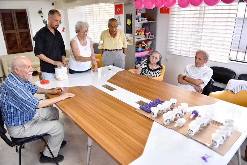 Alzheimer hastaları, Büyükşehir’le gülümsüyor