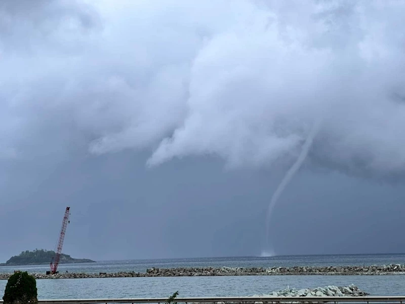 Giresun açıklarında hortum oluştu 