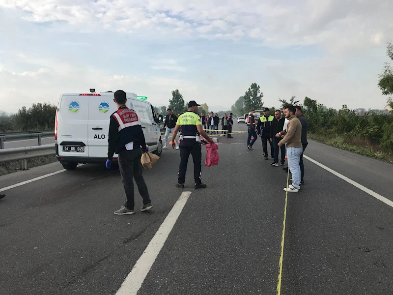 Refüje çarpan motosikletin sürücüsü öldü