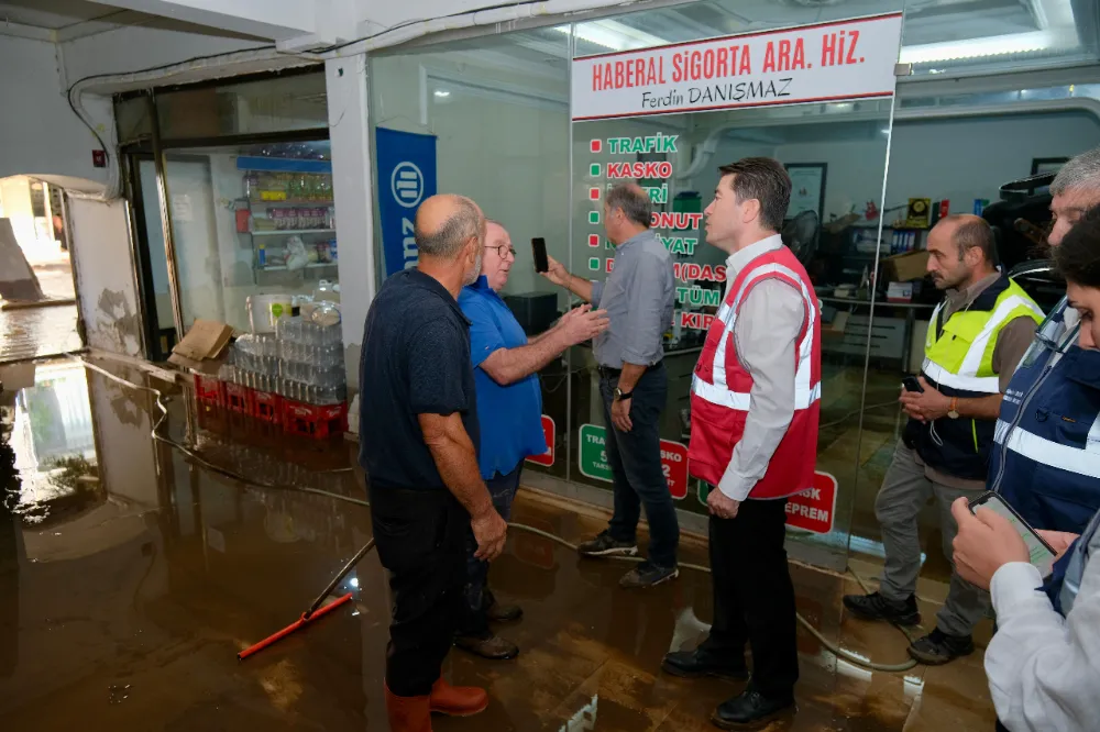 Ortahisar Belediyesi, Selden Etkilenen Araklı’da Destek Sağlıyor