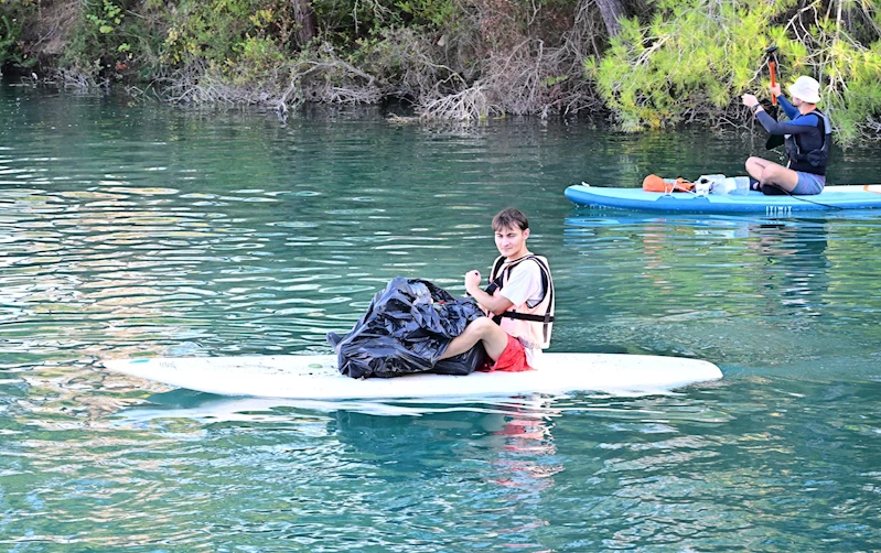 ANTALYA - Baraj gölünde 300 kilo plastik atık topladılar (VİDEO EKLENDİ)