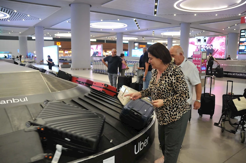 İstanbul- Lübnanlı vatandaşlar ülkelerini terk ediyor 