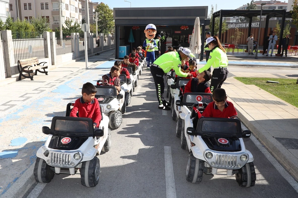 Geleceğin sürücüleri Konya Karatay