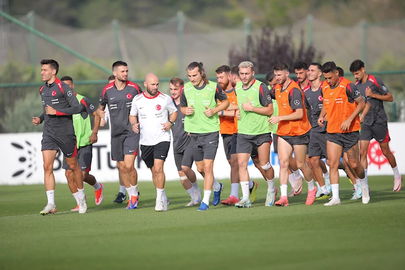 A Milli Futbol Takımı, Galler maçının hazırlıklarını sürdürdü