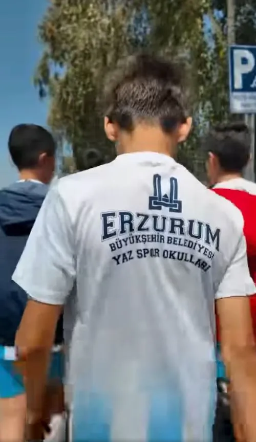 Erzurum Büyükşehir Belediyesi’nin Yaz Spor Okulları Gençlerle Dolu Dolu