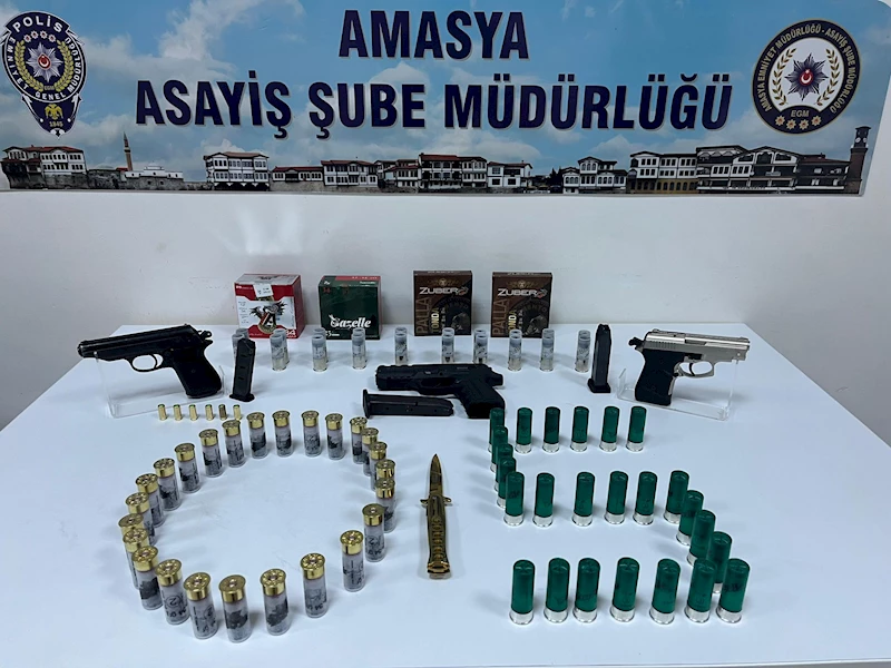 Amasya’da polisin “huzur” uygulamasında, 3 adet tabanca ve fişekler ele geçirildi