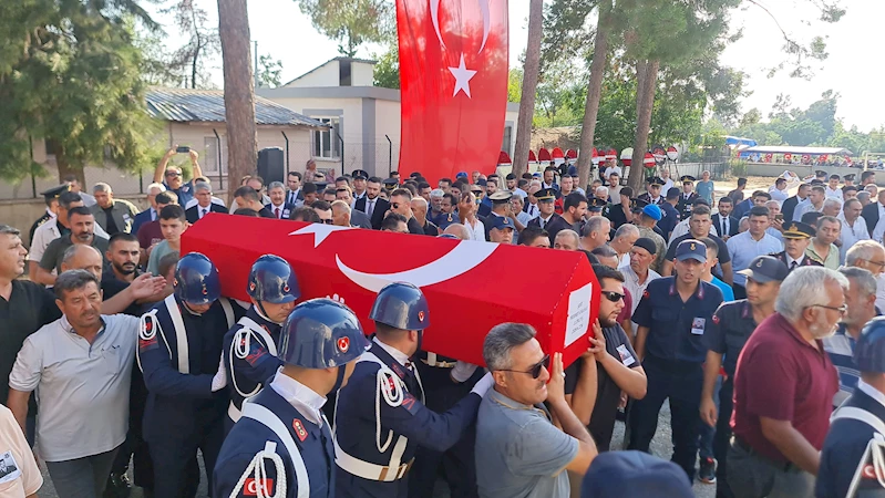 Şehit Aykanat, memleketi Osmaniye’de toprağa verildi