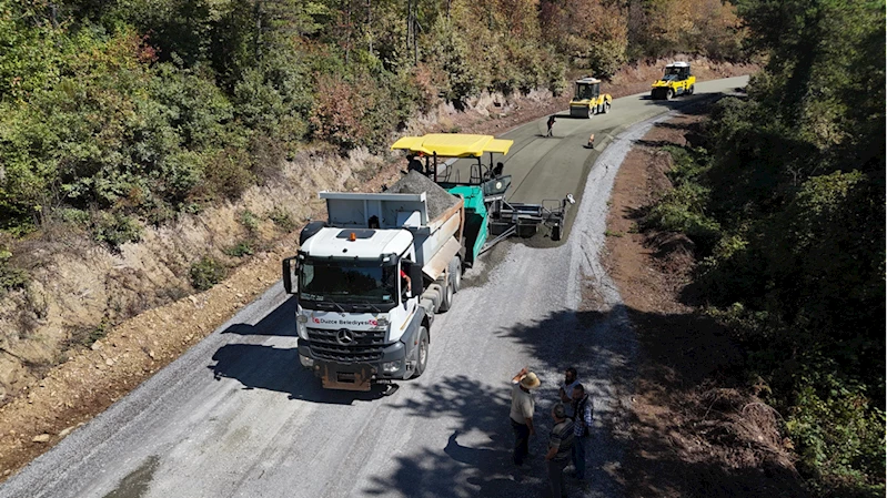 Korugöl Tabiat Parkı güzergahında yol yapım çalışmaları sürüyor