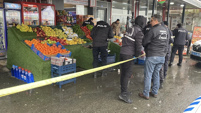 Anne, oğlunu darbettiğini öne sürdüğü market çalışanını silahla yaraladı