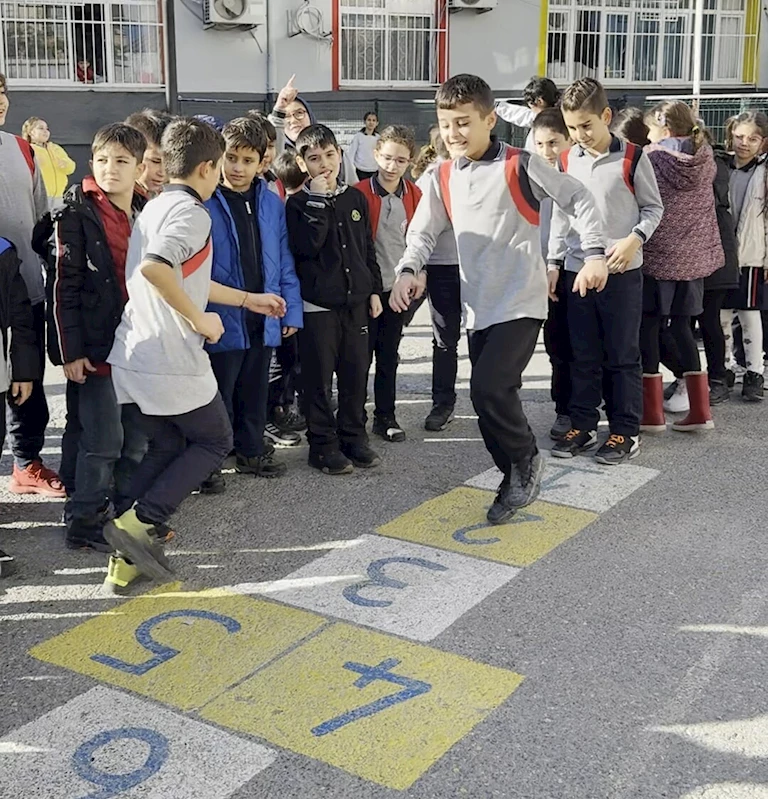 Menemen Belediyesi gelenekten geleceğe taşıyor
