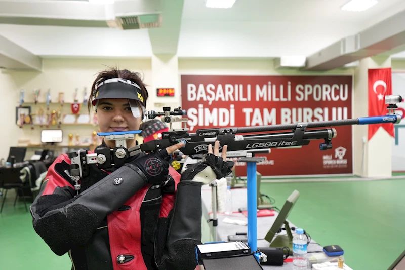 Milli atıcı Berfin, antrenör annesiyle 2028 olimpiyatlarına hazırlanıyor