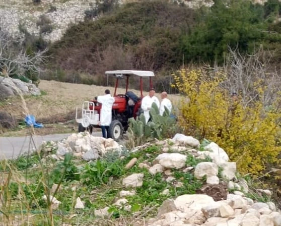 Traktörle kabir ziyaretinden dönerken öldürüldü