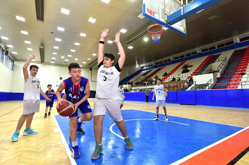 Osmaniye’de okul sporları yıldızlar basketbol il birinciliği sona erdi