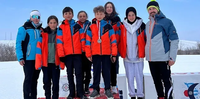 Güneysu Kayaklı Koşu Takımı Erzurum’da Madalyaları Topladı