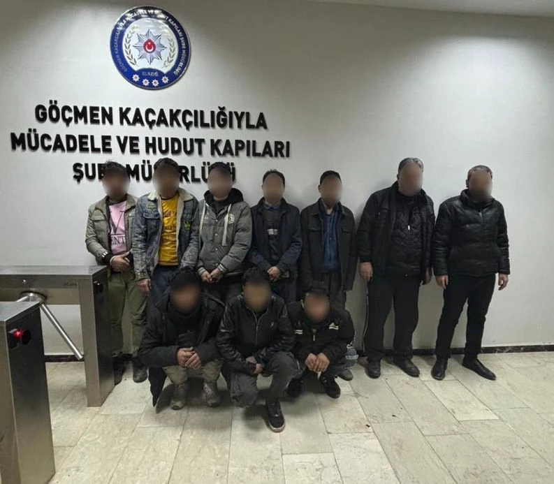 Elazığ’da 16 düzensiz göçmen ve 3 organizatör yakalandı 