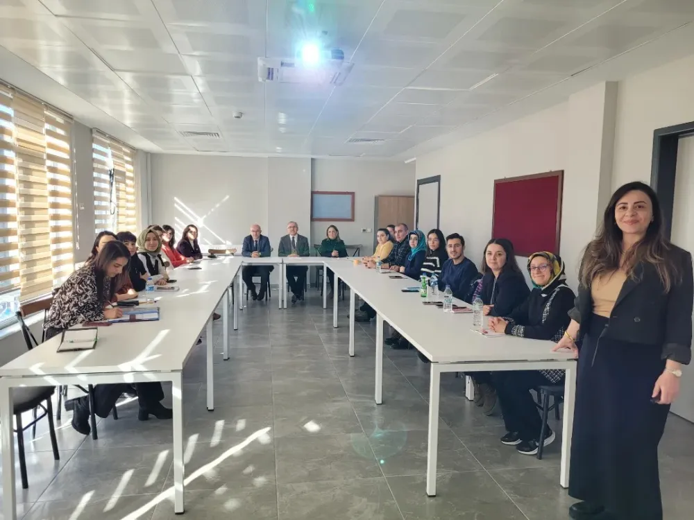 Trabzon İl Sağlık Müdürlüğü, Sağlıklı Hayat Merkezi Personeline Şiddet ve İstismar Eğitimi Verdi