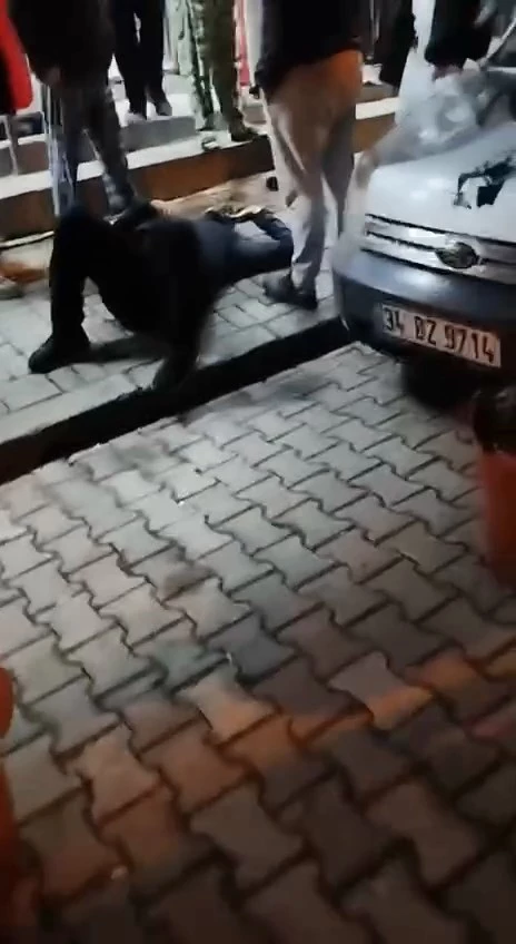 İstanbul-Bahçelievler’de seyir halindeki motosiklete silahlı saldırı: 1 ölü 1 yaralı