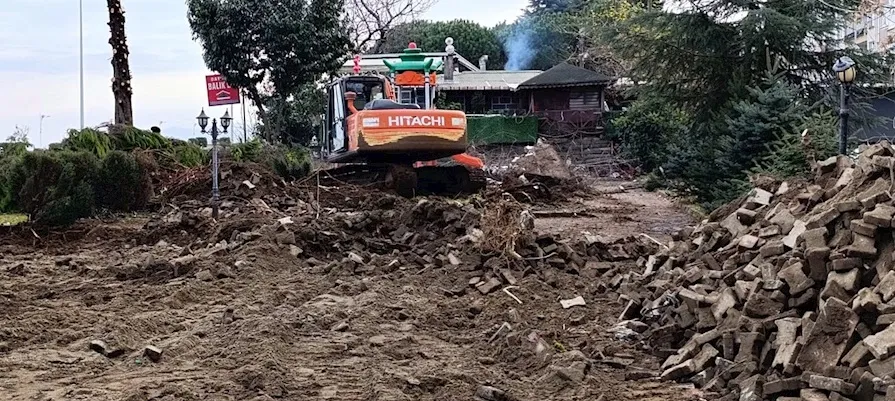 Pazar Belediyesi’nden Kadın Girişimcilere Destek: Atıl Park Alanı Yeniden Hayat Buluyor