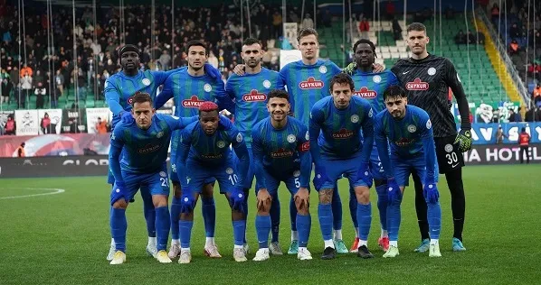 Çaykur Rizespor ve Adana Demirspor Kritik Mücadelede Karşı Karşıya