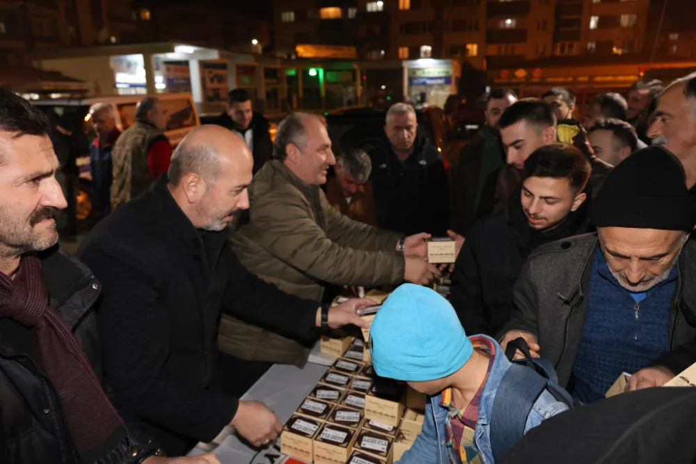 Arhavi Belediyesi, Miraç Kandili’nde Kandil Simidi İkramı Düzenledi