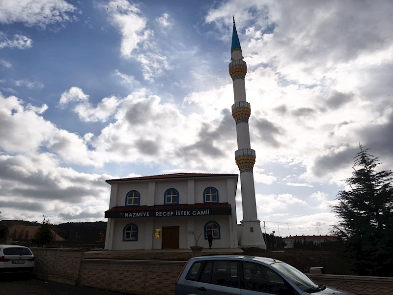 Keşan’da hayırseverlerin inşa ettirdiği 600 kişilik cami, ibadete açıldı 