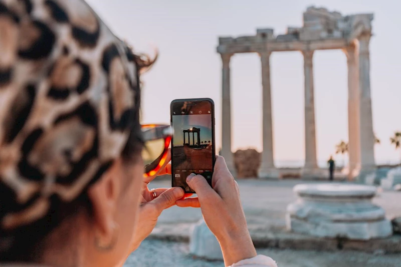 Turizm gelirinde yüzde 8,3 artışla Cumhuriyet rekoru kırıldı