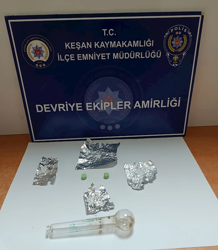 Edirne’de durdurulan araçtaki yolcuda uyuşturucu ele geçirildi