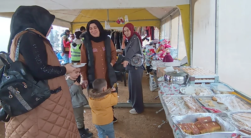 Gaziantepli depremzede aile, SMA’lı kızları için çadırda satış yapıyor