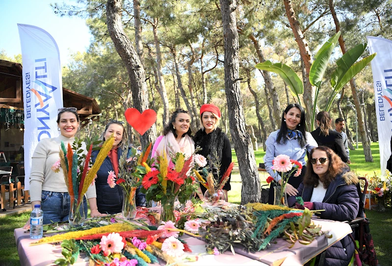 Konyaaltı’nda sevgiyi tasarladılar
