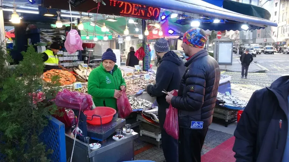 Rize’de Balık Sezonu Beklenenden Erken Sona Eriyor