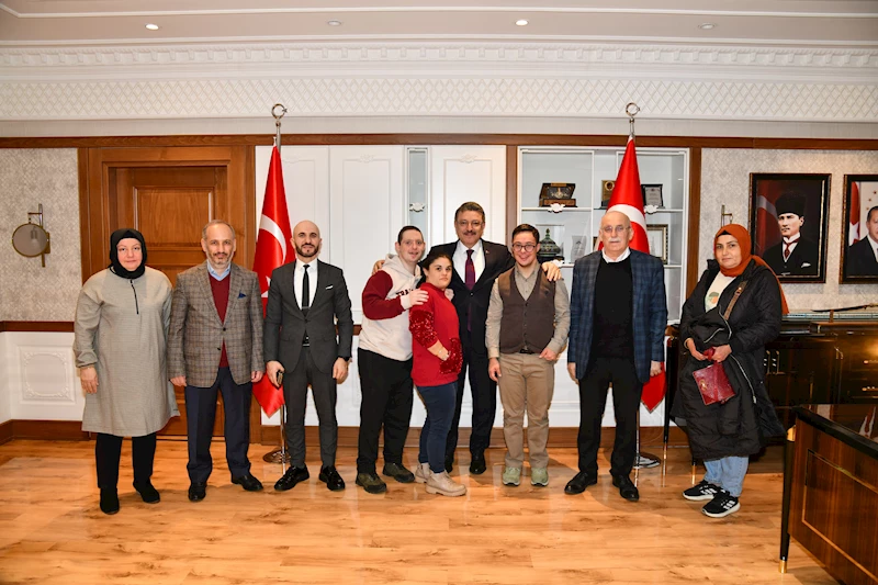 Başkan Genç’ten down sendromlu bireylere destek