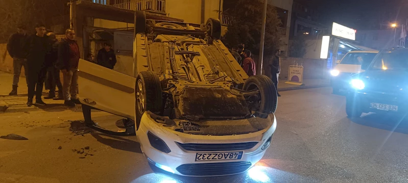 Batman’da otomobille çarpışan hafif ticari aracın sürücüsü yaralandı