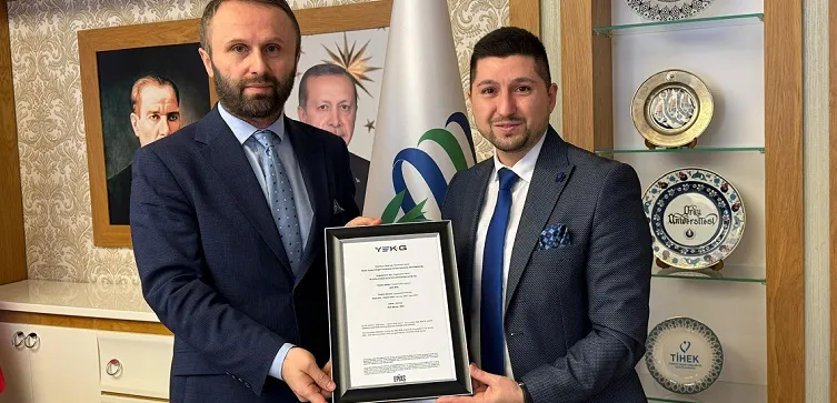 Recep Tayyip Erdoğan Üniversitesi Yenilenebilir Enerji Kaynak Garanti Belgesi Aldı