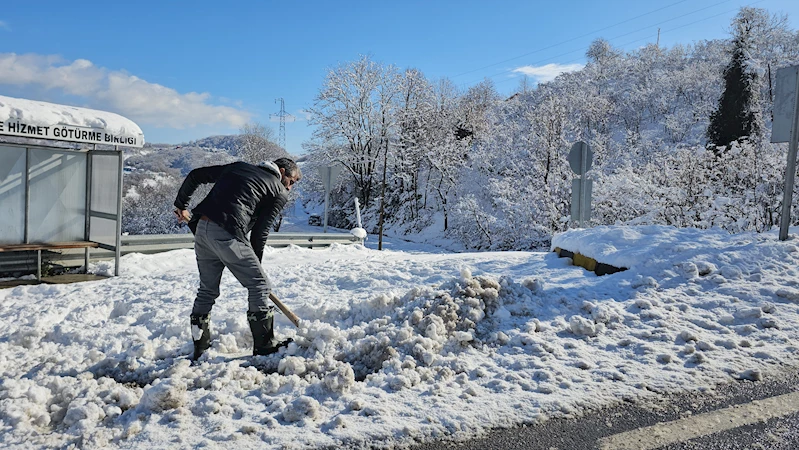 Zonguldak’ta 66 köy yolu kardan kapandı