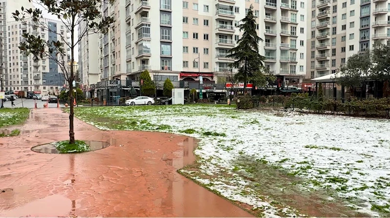 İstanbul - Esenyurt’ta berberde sahte içki içen kişi öldü