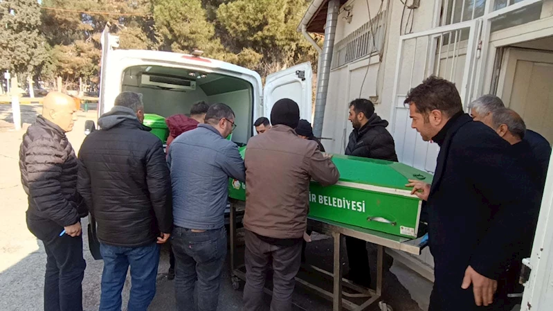 Sokakta uğradığı silahlı saldırıda öldü (2)