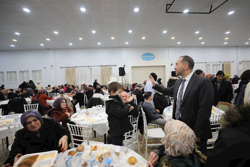 Niğde Belediyesi mahalle iftarları devam ediyor