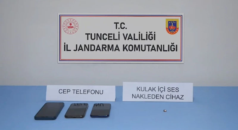 Ehliyet sınavına iç çamaşırındaki kopya düzeneği ile girdi; 2 gözaltı