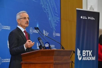 Bakan Uraloğlu: BTK Akademi 2.5 milyon kullanıcıyla, Türkiye’nin en büyük çevrimiçi platformudur