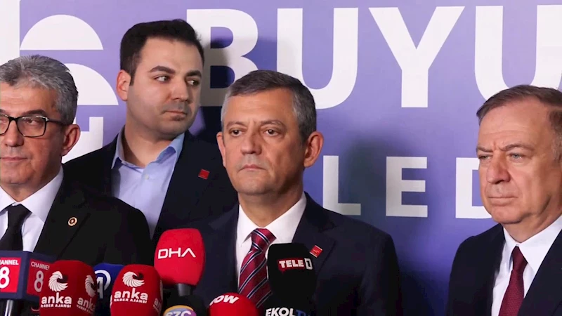 İstanbul - CHP Genel Başkanı Özel: Partiyi Olağanüstü Kurultay