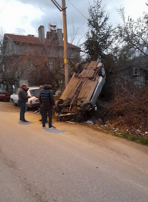 Otomobil takla attı, sürücü yaralandı