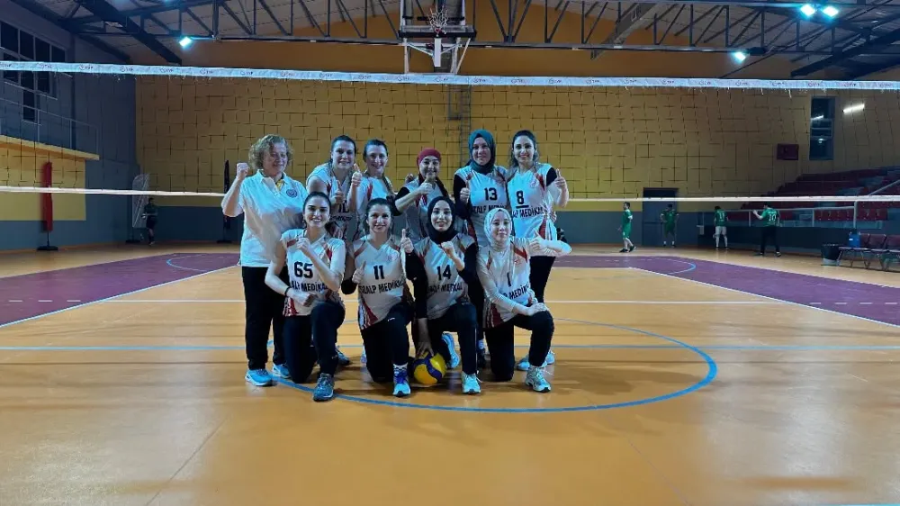 Trabzon Valilik Voleybol Turnuvası’nda 112 A Takımı Galip Geldi