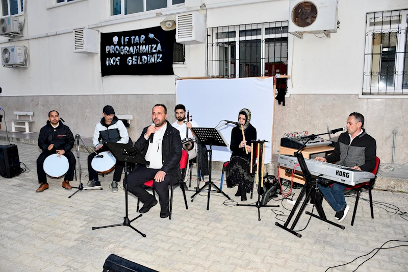 Yeşilovacık İlkokulu’nda iftar