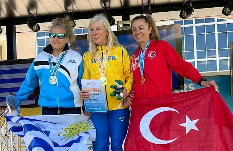 Master milli atlet Karadağ’dan Bronz madalya