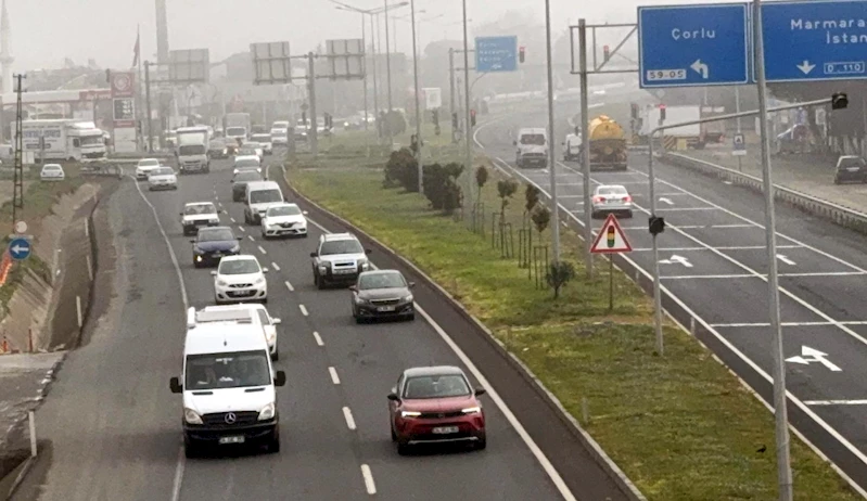  İstanbul-Tekirdağ kara yolunda bayram tatili yoğunluğu