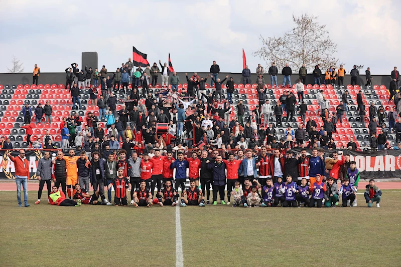 Uşakspor seriye bağladı