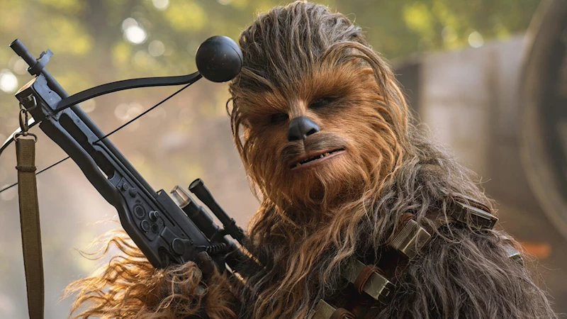 Chewbacca’nın ‘yaylı tüfeği’ açık artırmada satıldı