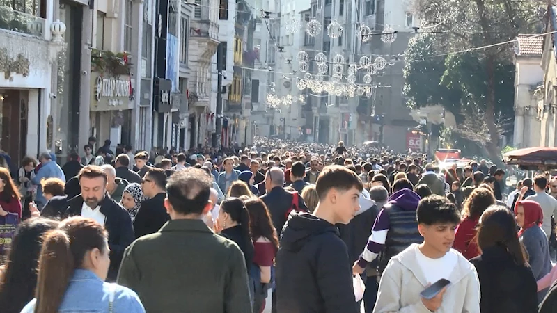 İstanbul -  İstiklal Caddesi