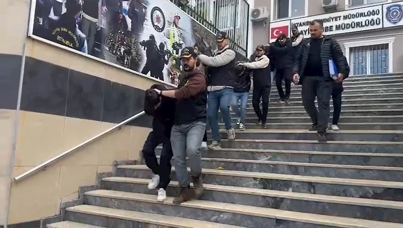 İstanbul- Banka görevlisiyim yalanıyla 6 milyon lira çalan 7 kişi yakalandı