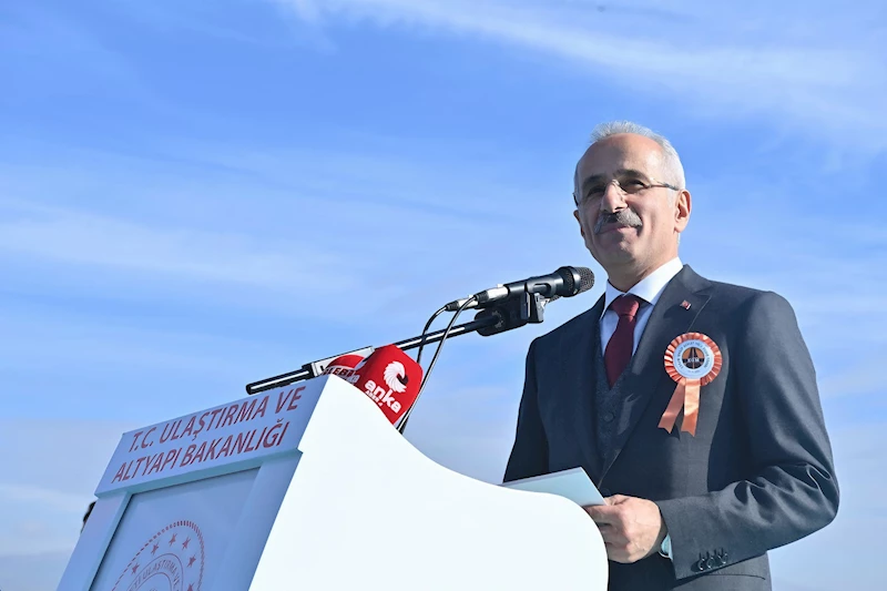 Bakan Uraloğlu: Oyalı ayrımı-Cizre devlet yolu, beton yol standardına dönüştürülüyor